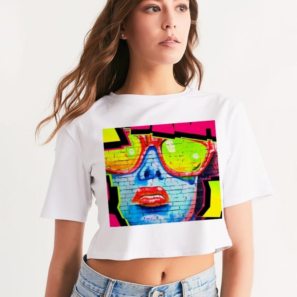 Graffiti Dripp Women's Cropped Tee